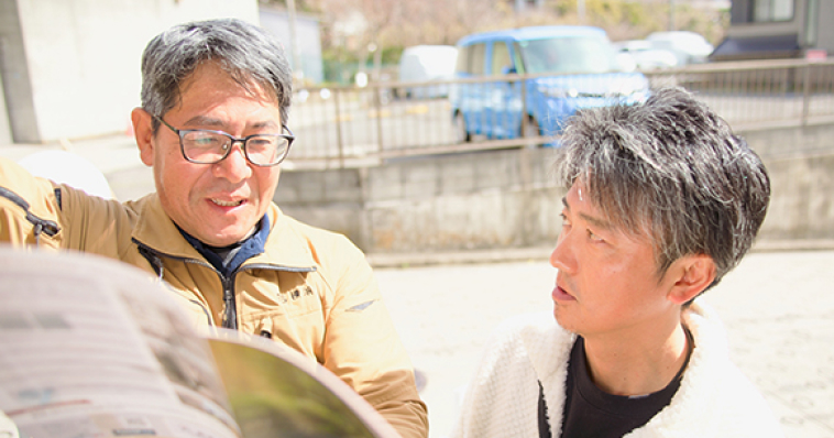 お客様へご説明する様子