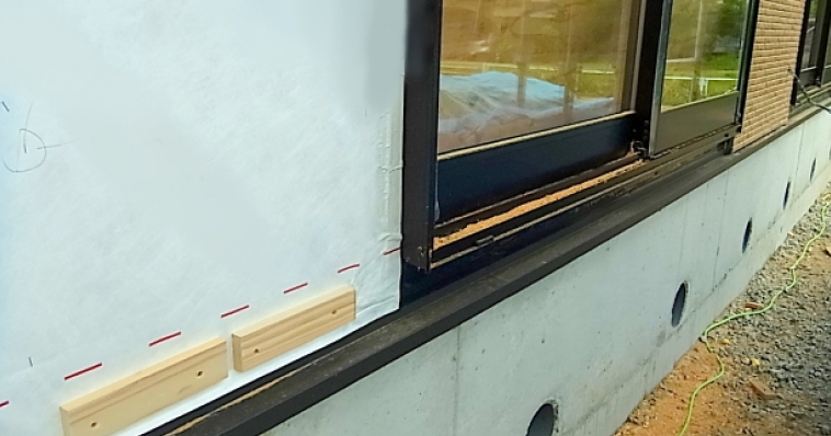 外壁工事途中イメージ