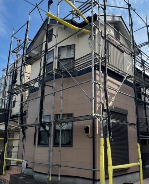 川崎市川崎区Y邸 シルキーG2ブラックカバー工事-足場